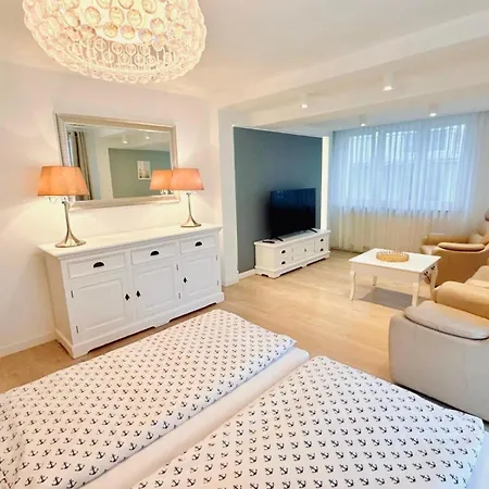 B17 Przy Plazy Guest house *